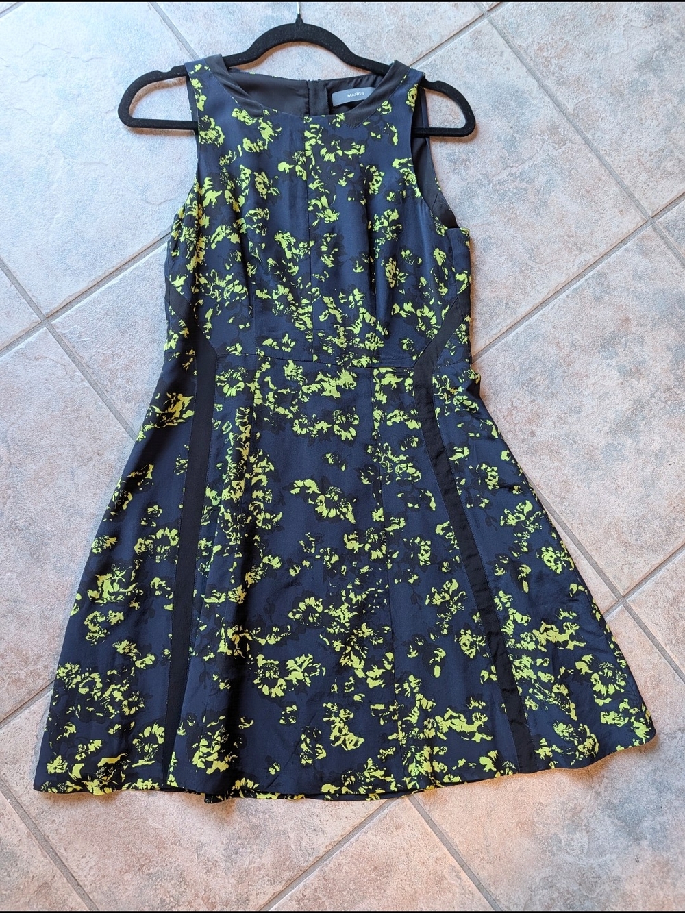 MARCS 100% Silk Sleeveless Floral Fit & Flare Dress Black Lime